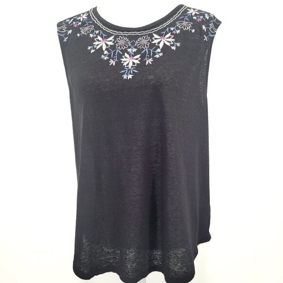 Old Navy Black Floral Embroidered Sleeveless Top - Picture 2 of 7